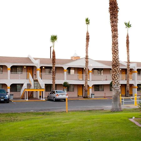 Emerald Inn & Lounge ブライス エクステリア 写真